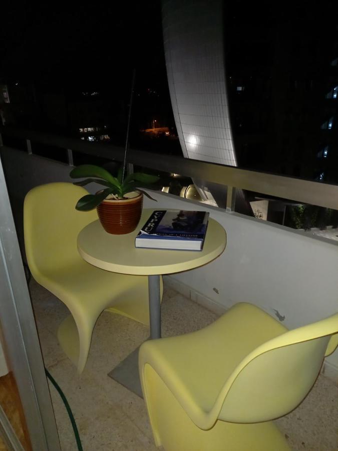 Seaside Spacious Apartment With Sea View Λεμεσός Εξωτερικό φωτογραφία